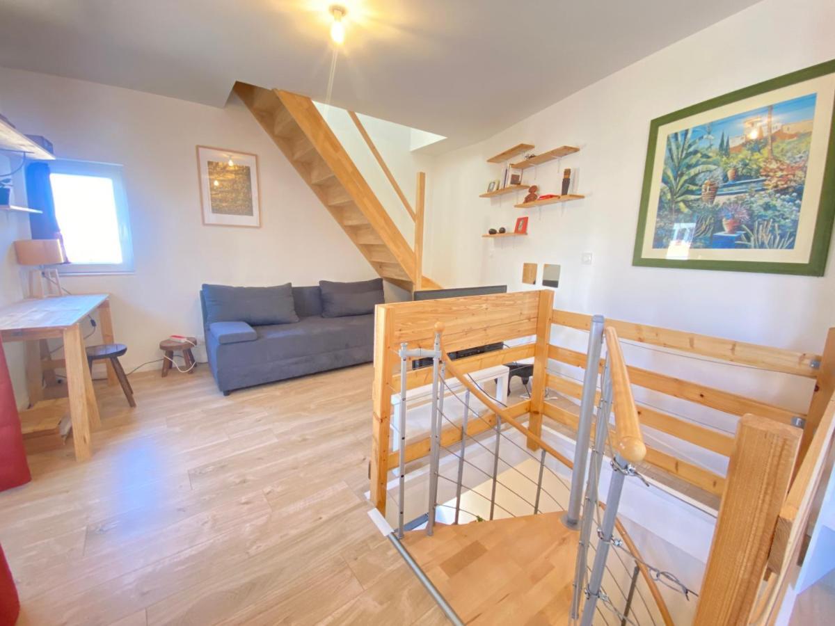 Ferienhaus - Le Lys - Magnifique Maisonnette Avec Terrasse Poitiers